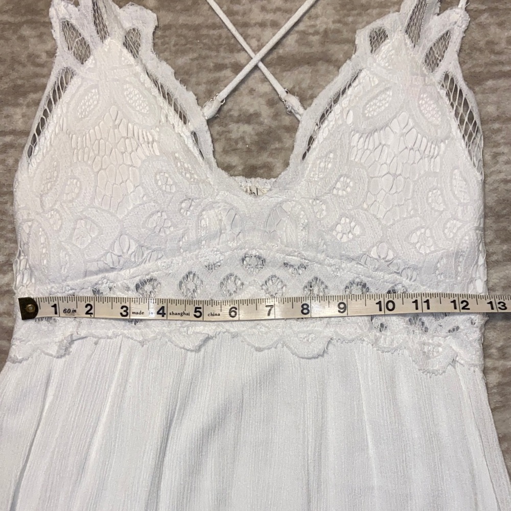 LA MIEL White Dress - Picture 6 of 6